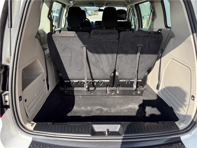 2016 Dodge Grand Caravan SE/SXT (Stk: 26240A) in London - Image 7 of 23