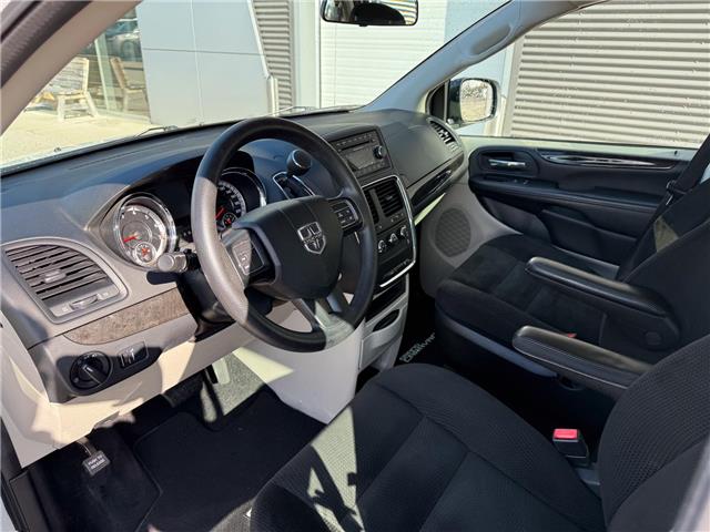 2016 Dodge Grand Caravan SE/SXT (Stk: 26240A) in London - Image 11 of 23
