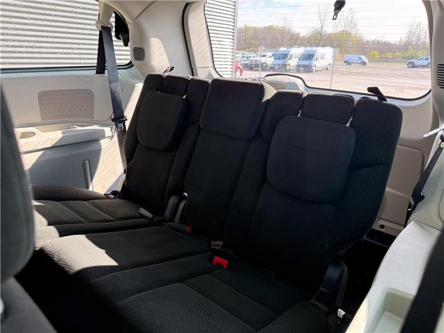 2016 Dodge Grand Caravan SE/SXT (Stk: 26240A) in London - Image 13 of 23