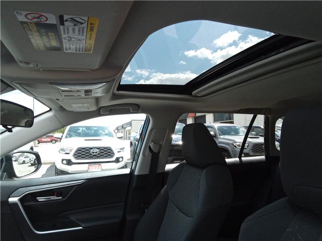 2022 Toyota RAV4 Hybrid XLE (Stk: 9458) in Sarnia - Image 6 of 7