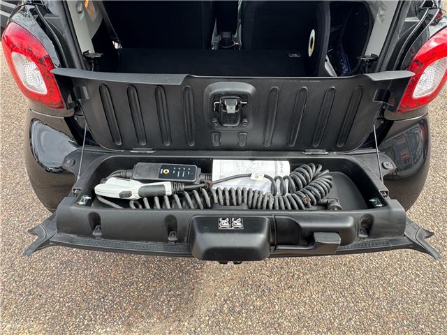 2018 Smart fortwo electric drive Passion (Stk: 27-001-1) in Pembroke - Image 8 of 25