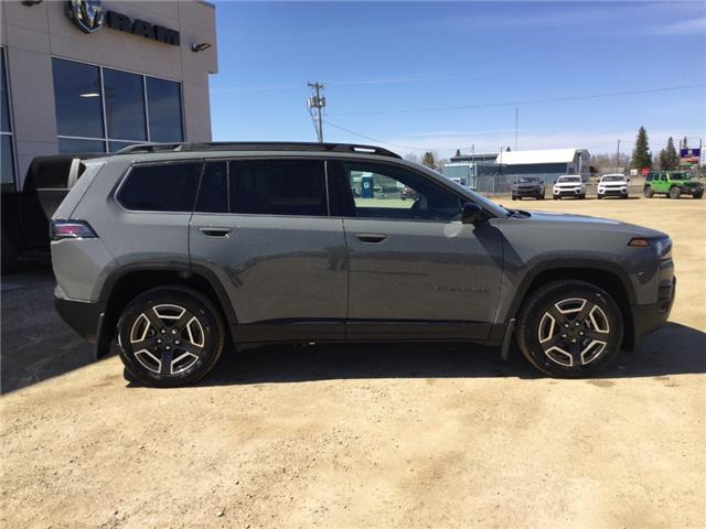 2026 Jeep Cherokee Laredo/Limited (Stk: GG034) in Swan River - Image 3 of 20