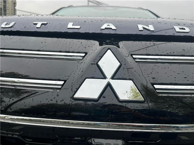 2026 Mitsubishi Outlander PHEV GT (Stk: Z609137) in North Vancouver - Image 8 of 21