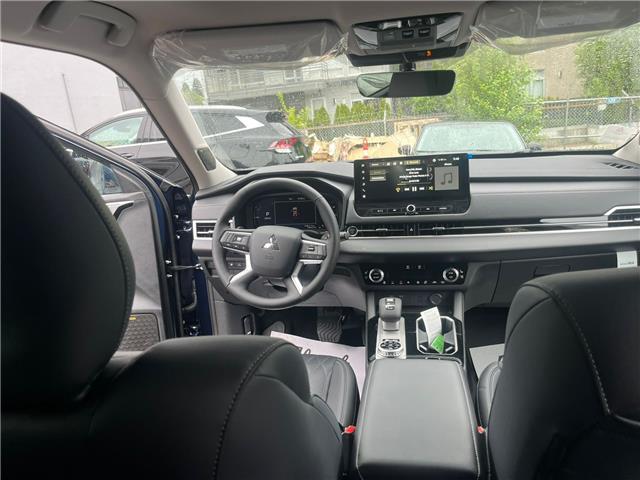 2026 Mitsubishi Outlander PHEV GT (Stk: Z609137) in North Vancouver - Image 9 of 21