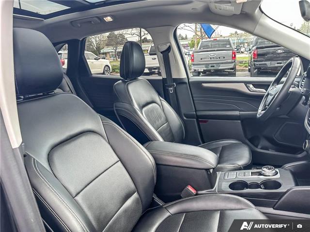 2022 Ford Escape SEL Hybrid (Stk: AFLJ0H2785) in Hamilton - Image 17 of 20
