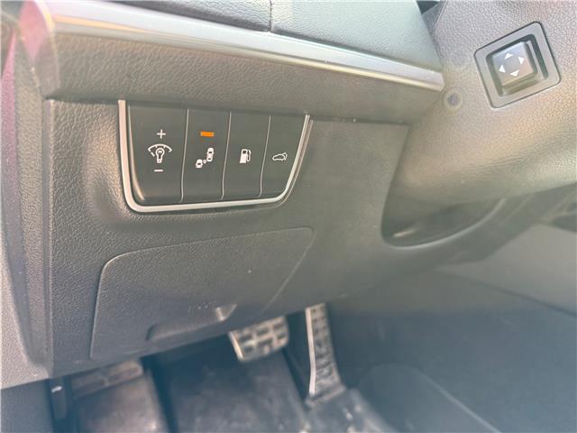 2018 Kia Stinger GT (Stk: T155A) in Chatham - Image 11 of 25