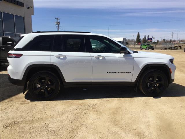 2025 Jeep Grand Cherokee Laredo (Stk: FF077) in Swan River - Image 4 of 23
