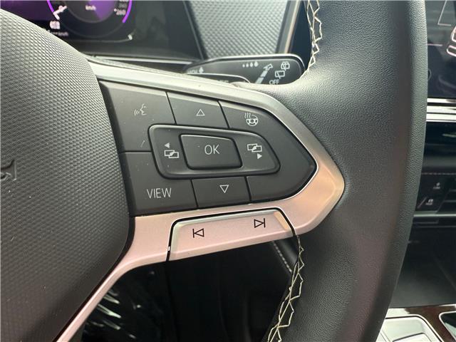 2024 Volkswagen Atlas Cross Sport 2.0 TSI Highline (Stk: 6B010A) in Chatham - Image 16 of 28
