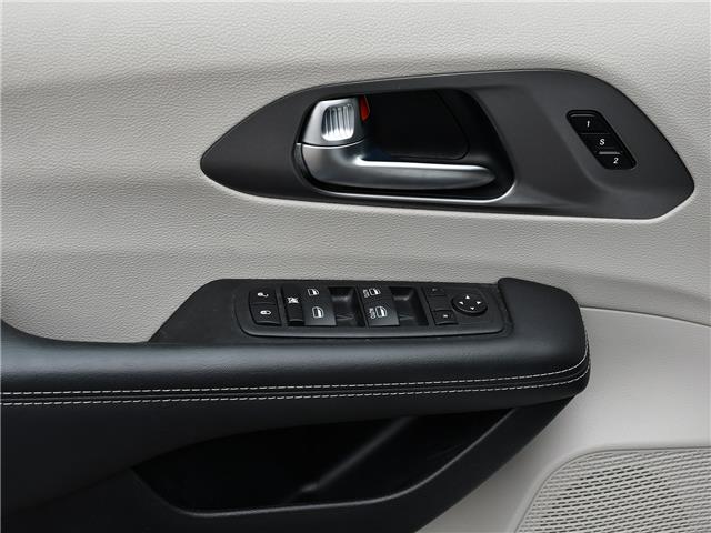 2023 Chrysler Pacifica Touring-L (Stk: 03330) in GEORGETOWN - Image 13 of 26