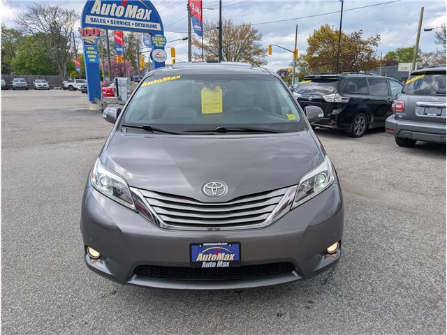 2017 Toyota Sienna XLE 7 Passenger (Stk: B1969) in Sarnia - Image 2 of 31