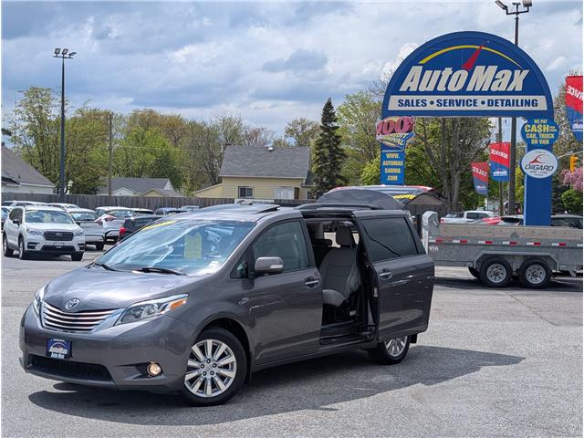 2017 Toyota Sienna XLE 7 Passenger (Stk: B1969) in Sarnia - Image 9 of 31