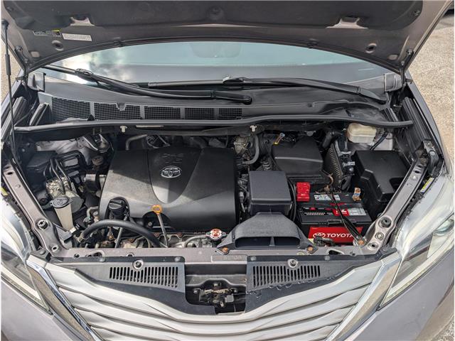 2017 Toyota Sienna XLE 7 Passenger (Stk: B1969) in Sarnia - Image 10 of 31