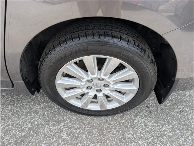 2017 Toyota Sienna XLE 7 Passenger (Stk: B1969) in Sarnia - Image 12 of 31