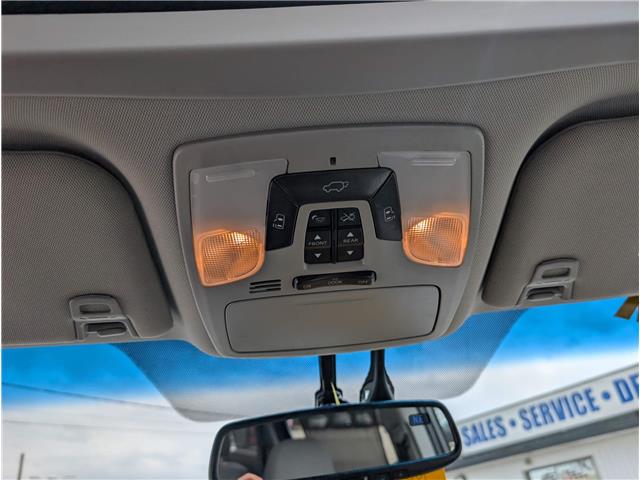 2017 Toyota Sienna XLE 7 Passenger (Stk: B1969) in Sarnia - Image 23 of 31