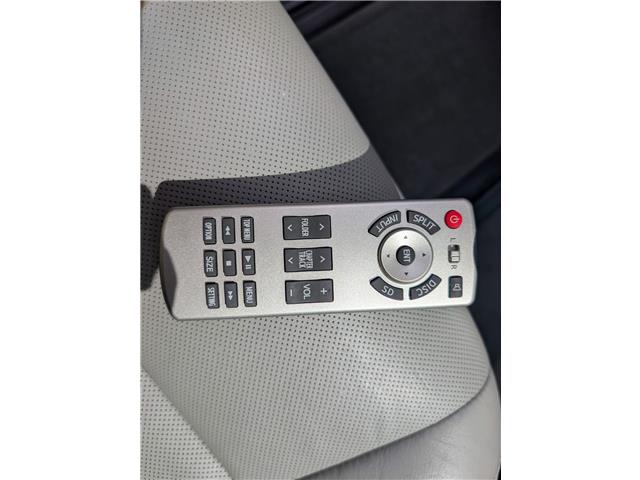 2017 Toyota Sienna XLE 7 Passenger (Stk: B1969) in Sarnia - Image 27 of 31