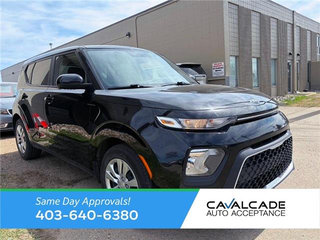 2020 Kia Soul LX (Stk: RE69370) in Calgary - Image 1 of 12