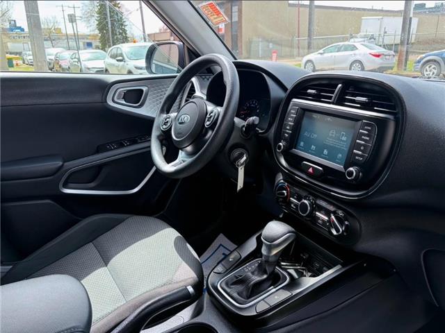 2020 Kia Soul LX (Stk: RE69370) in Calgary - Image 7 of 12 2020 Kia Soul LX (Stk: RE69370) in Calgary - Image 7 of 12