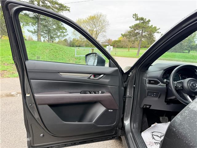 2024 Mazda CX-5 Signature (Stk: 45820A) in Newmarket - Image 2 of 50