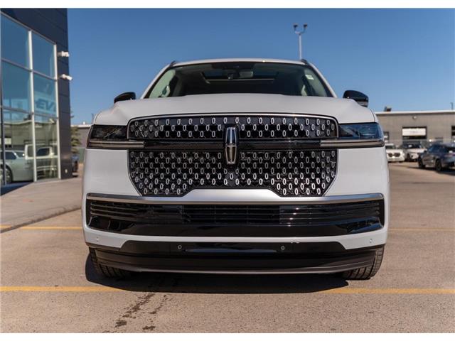 2026 Lincoln Navigator Reserve (Stk: T-1735) in Calgary - Image 2 of 31