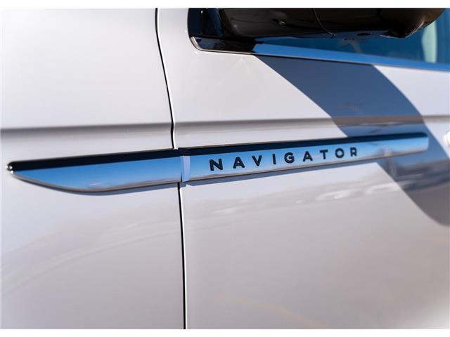 2026 Lincoln Navigator Reserve (Stk: T-1735) in Calgary - Image 9 of 31