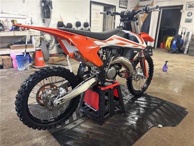 2017 KTM 150 SX (Stk: 4873A) in Belleville - Image 3 of 10 2017 KTM 150 SX (Stk: 4873A) in Belleville - Image 3 of 10