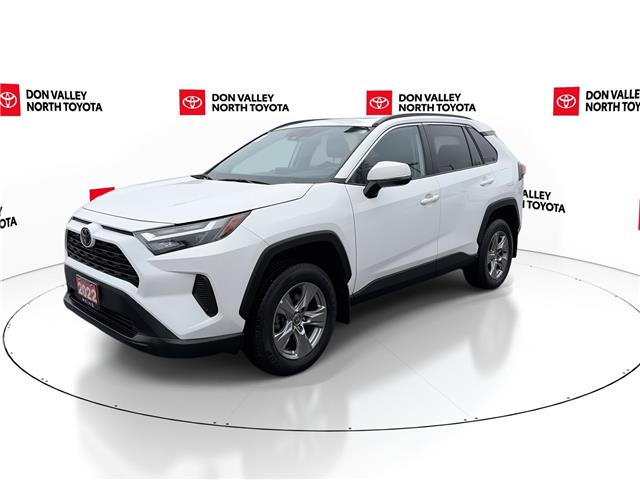 2022 Toyota RAV4 XLE (Stk: 10120860A) in Markham - Image 4 of 32