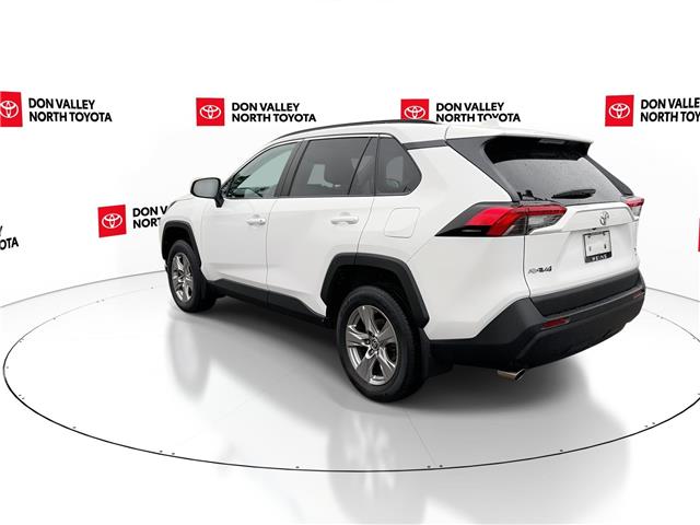 2022 Toyota RAV4 XLE (Stk: 10120860A) in Markham - Image 6 of 32