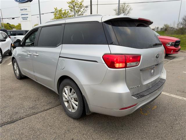 2016 Kia Sedona LX (Stk: P7398XZ) in Oakville - Image 6 of 18