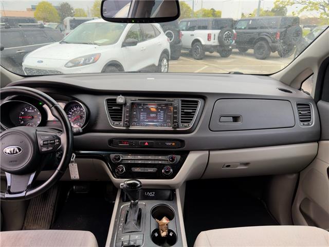 2016 Kia Sedona LX (Stk: P7398XZ) in Oakville - Image 11 of 18
