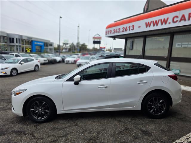 2018 Mazda Mazda3 Sport GS (Stk: 2604136) in Waterloo - Image 2 of 21