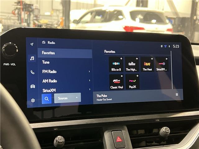 2025 Lexus UX 300h  (Stk: 14112416A) in Markham - Image 16 of 29