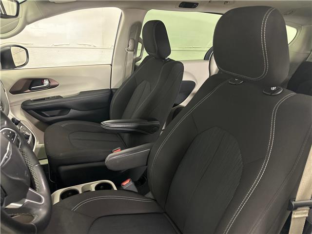 2024 Chrysler Grand Caravan SXT (Stk: 43982J) in Belleville - Image 13 of 32 2024 Chrysler Grand Caravan SXT (Stk: 43982J) in Belleville - Image 13 of 32
