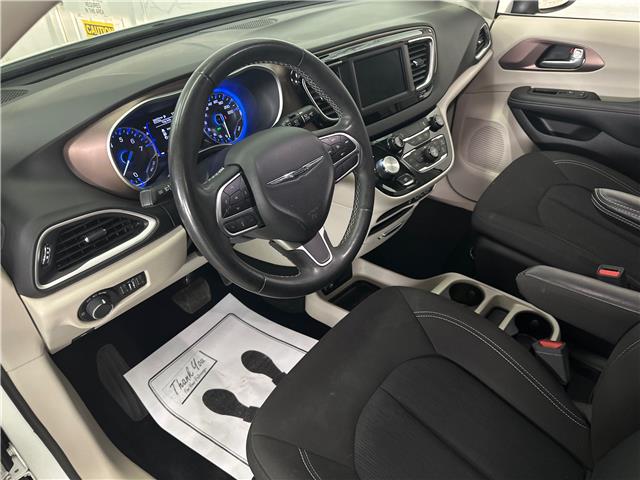2024 Chrysler Grand Caravan SXT (Stk: 43982J) in Belleville - Image 14 of 32 2024 Chrysler Grand Caravan SXT (Stk: 43982J) in Belleville - Image 14 of 32
