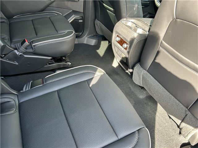 2026 GMC Acadia Denali (Stk: 26157) in Moosomin - Image 3 of 13