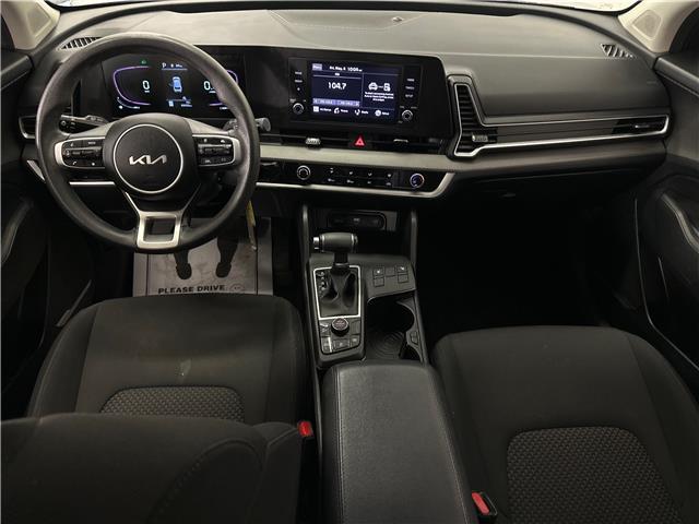 2023 Kia Sportage LX (Stk: 44011J) in Belleville - Image 9 of 27