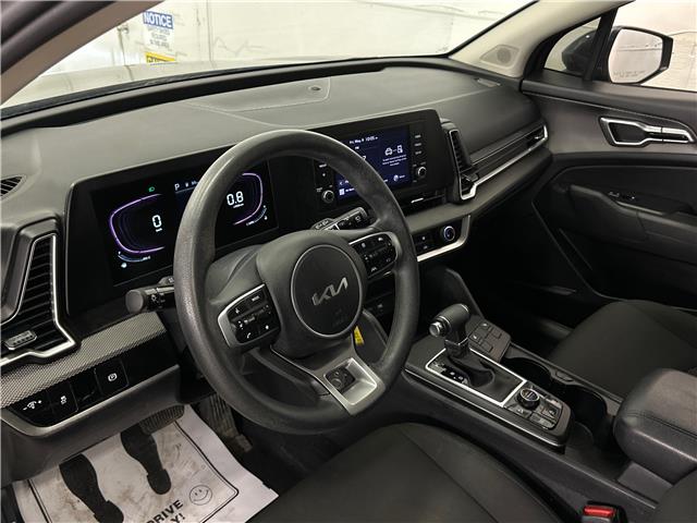 2023 Kia Sportage LX (Stk: 44011J) in Belleville - Image 12 of 27