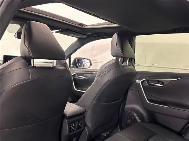2024 Toyota RAV4 Hybrid XSE (Stk: 44008J) in Belleville - Image 8 of 32