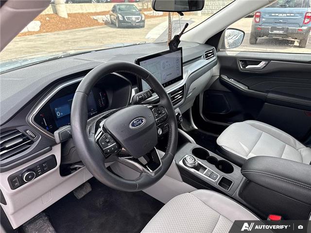 2024 Ford Escape PHEV (Stk: AFLJ0H2786) in Hamilton - Image 9 of 21