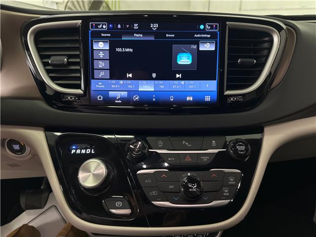 2024 Chrysler Grand Caravan SXT (Stk: 44012J) in Belleville - Image 24 of 39