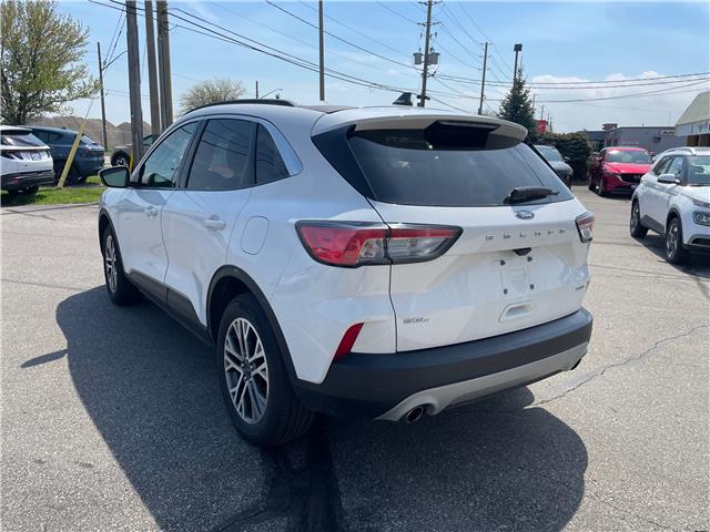 2021 Ford Escape SEL (Stk: T142A) in Chatham - Image 7 of 33 2021 Ford Escape SEL (Stk: T142A) in Chatham - Image 7 of 33