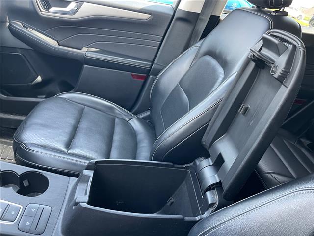 2021 Ford Escape SEL (Stk: T142A) in Chatham - Image 24 of 33 2021 Ford Escape SEL (Stk: T142A) in Chatham - Image 24 of 33
