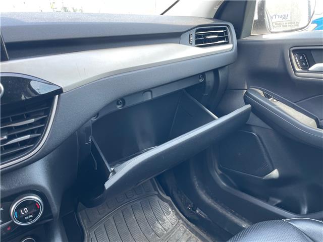 2021 Ford Escape SEL (Stk: T142A) in Chatham - Image 27 of 33 2021 Ford Escape SEL (Stk: T142A) in Chatham - Image 27 of 33