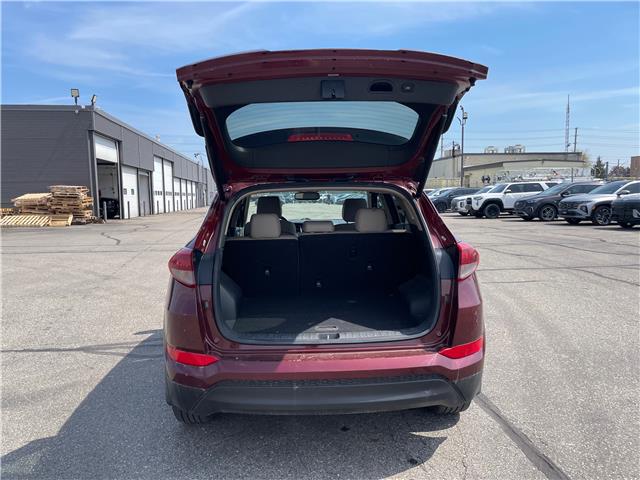 2016 Hyundai Tucson Luxury (Stk: T192A) in Chatham - Image 5 of 38 2016 Hyundai Tucson Luxury (Stk: T192A) in Chatham - Image 5 of 38