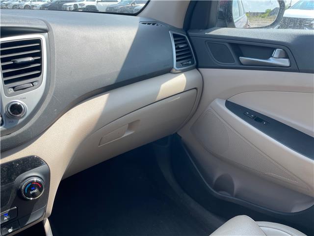 2016 Hyundai Tucson Luxury (Stk: T192A) in Chatham - Image 29 of 38 2016 Hyundai Tucson Luxury (Stk: T192A) in Chatham - Image 29 of 38