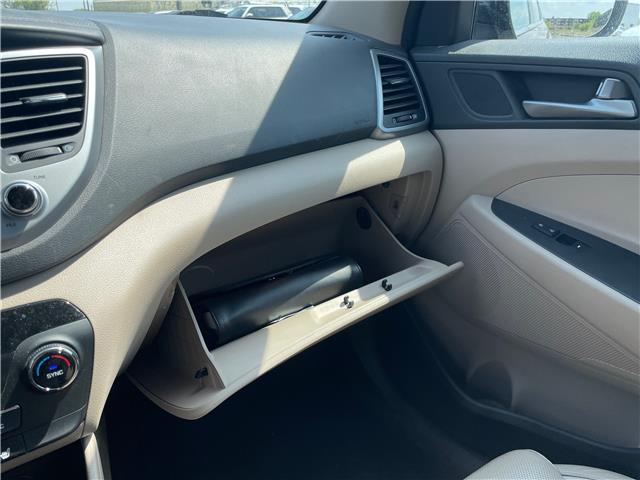 2016 Hyundai Tucson Luxury (Stk: T192A) in Chatham - Image 30 of 38 2016 Hyundai Tucson Luxury (Stk: T192A) in Chatham - Image 30 of 38