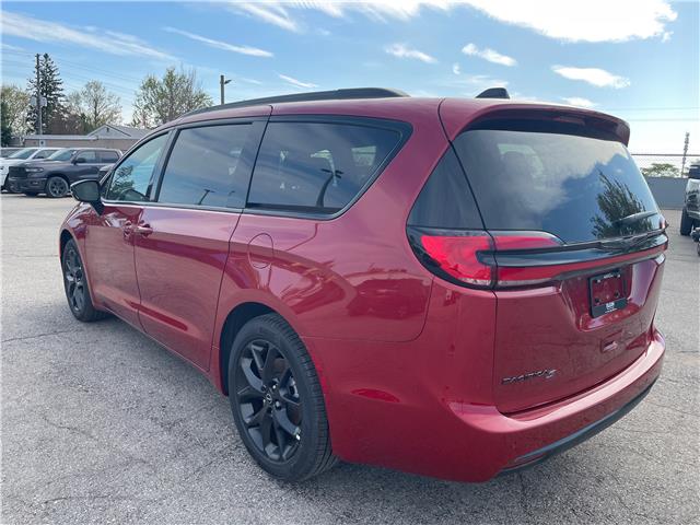 2026 Chrysler Pacifica Select (Stk: 105775) in St. Thomas - Image 3 of 18 2026 Chrysler Pacifica Select (Stk: 105775) in St. Thomas - Image 3 of 18