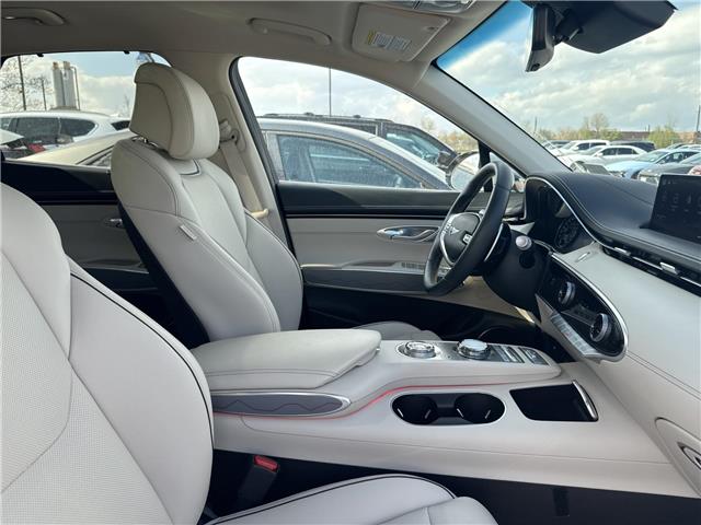 2025 Genesis GV70 2.5T Advanced Plus (Stk: 25101657A) in Markham - Image 27 of 32 2025 Genesis GV70 2.5T Advanced Plus (Stk: 25101657A) in Markham - Image 27 of 32