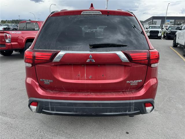 2018 Mitsubishi Outlander SE (Stk: 5106801A) in Cranbrook - Image 4 of 16