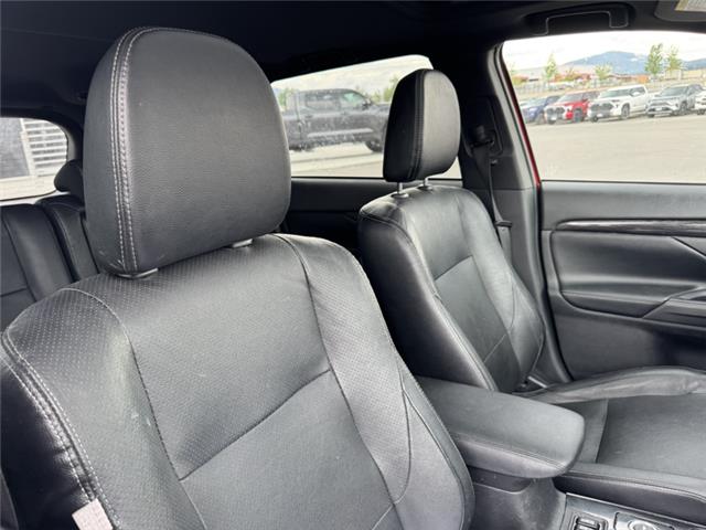 2018 Mitsubishi Outlander SE (Stk: 5106801A) in Cranbrook - Image 10 of 16