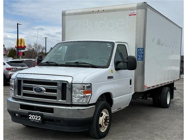 2022 Ford E-450 Base